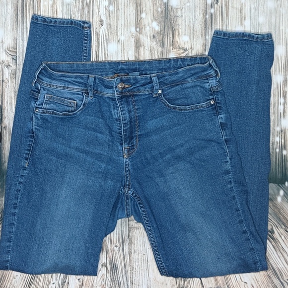 Skinny Jeans👖 - Picture 4 of 6